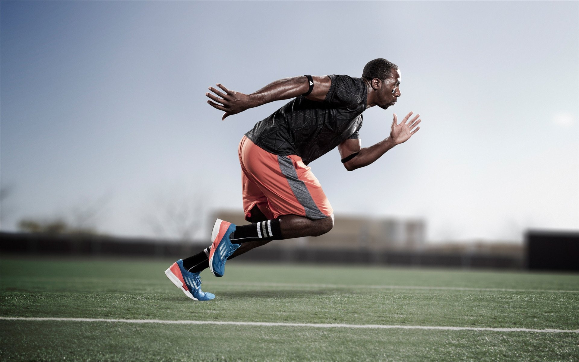 欧协联赛场精彩不断